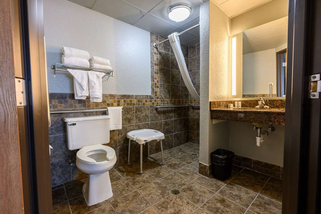 AmericInn by Wyndham Monroe - photo 32