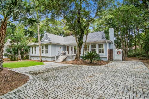 Isle Escape — 4-Star Luxury Hotel in Isle Of Palms, United States