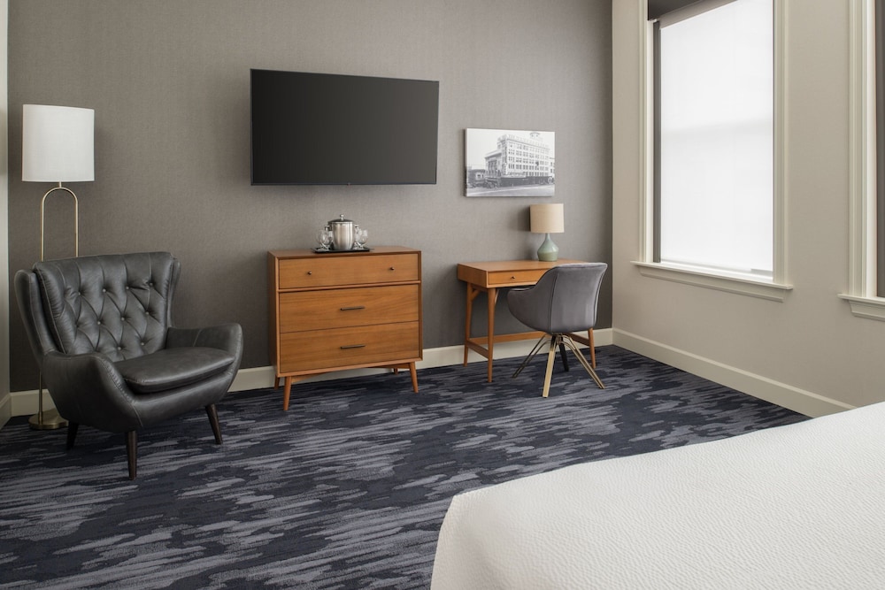 Courtyard by Marriott Tacoma Downtown - photo 34