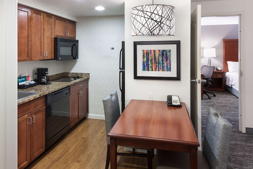 Homewood Suites by Hilton Denton - photo 14