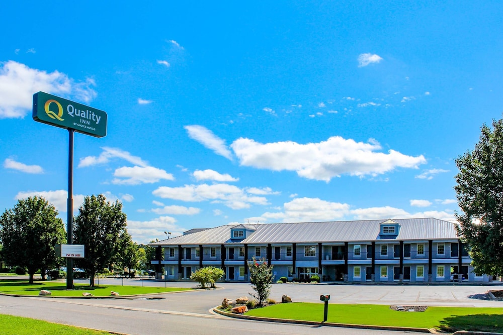 Quality Inn Scottsboro US 72 Lake Guntersville Area — hotel in Scottsboro