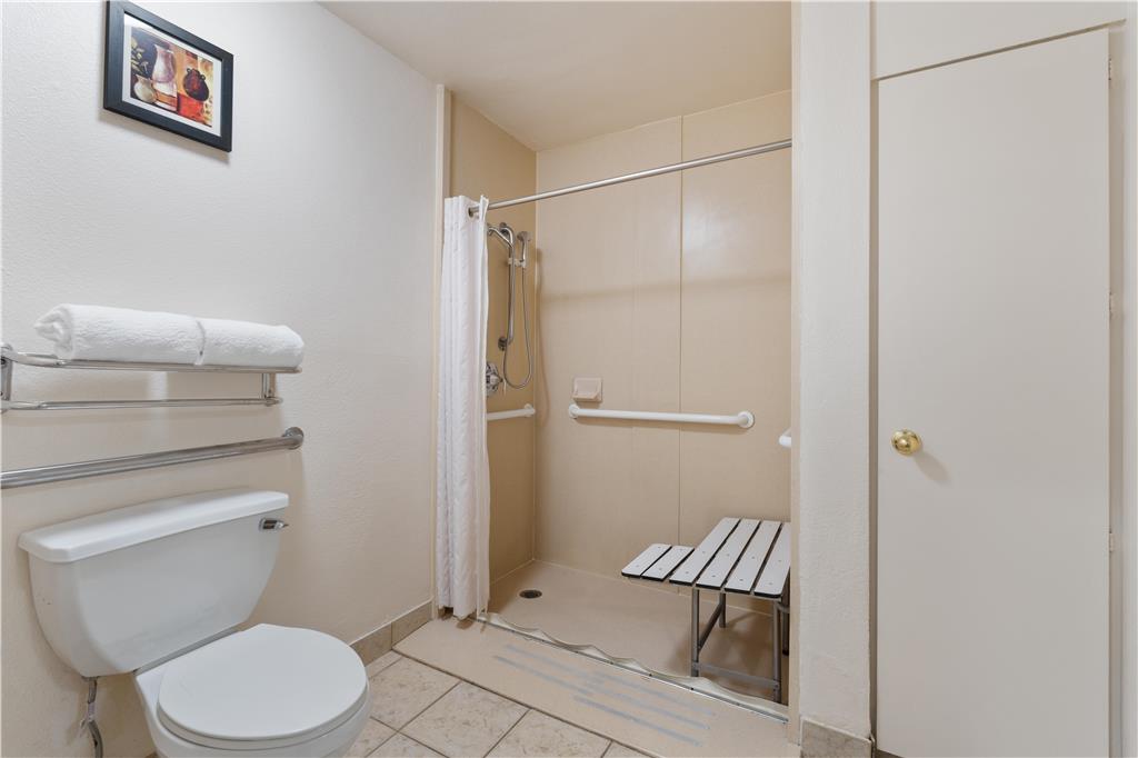 Best Western San Diego Miramar Hotel - photo 24