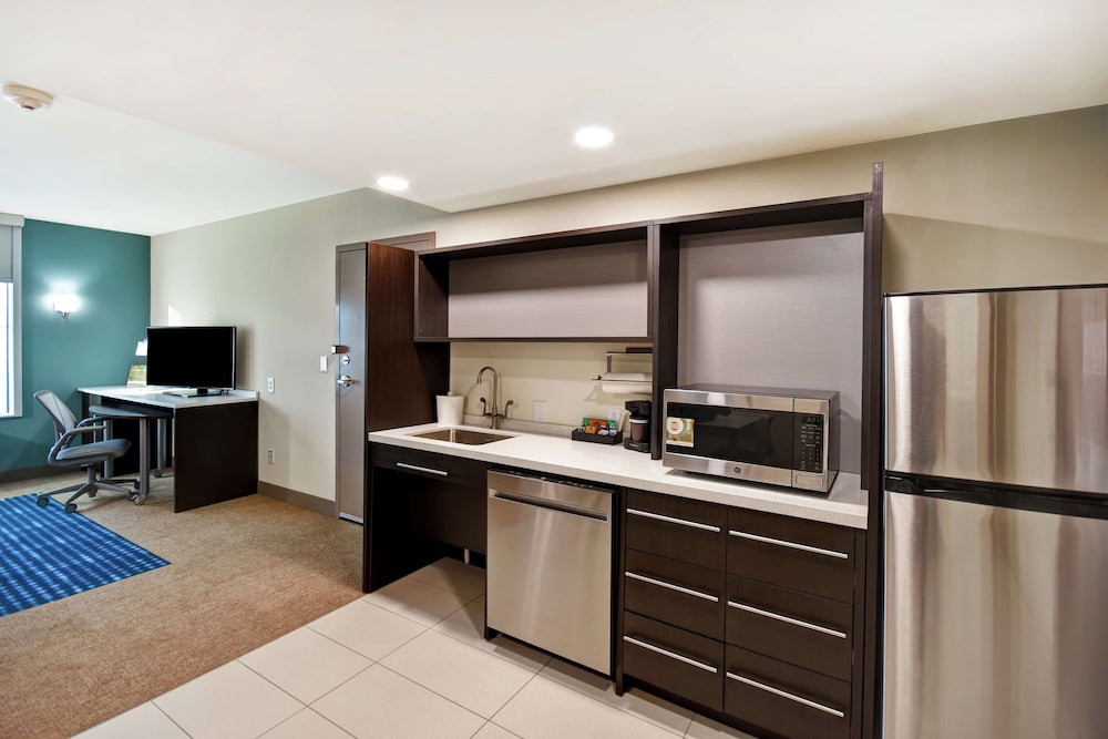 Home2 Suites by Hilton Lagrange - photo 16