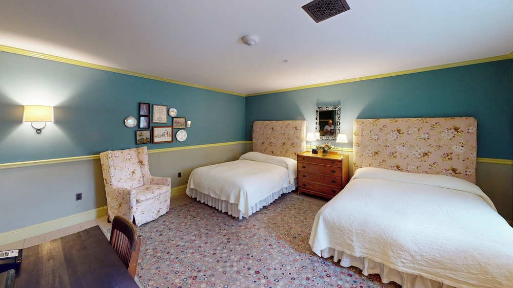 The Red Lion Inn - photo 70