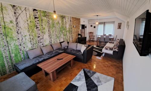 Bosnian Villa & Chalet — 4-Star Luxury Hotel in Hadzici, Bosnia and Herzegovina