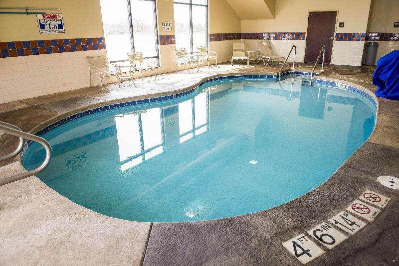 Hampton Inn Plover Stevens Point - photo 59