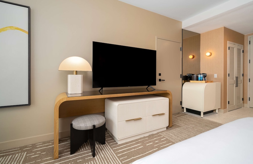 Hilton San Diego Gaslamp Quarter - photo 11