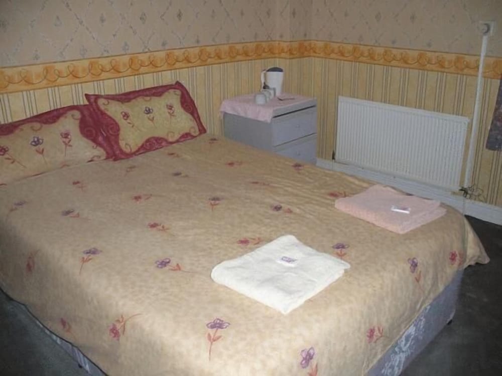 Caseys Irish Hotel Blackpool — Blackpool — photo 4
