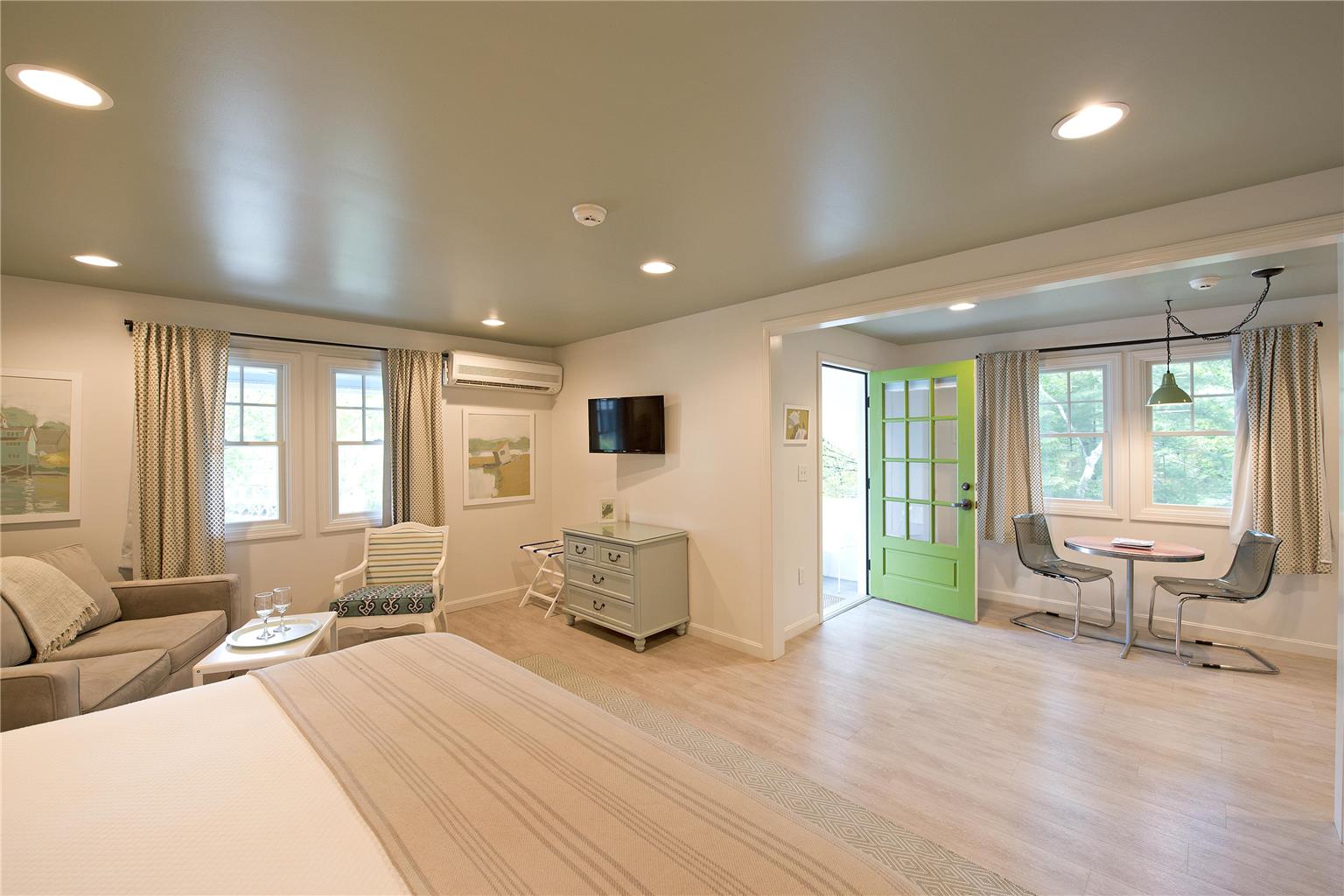 The Lodge at the Cove - photo 49
