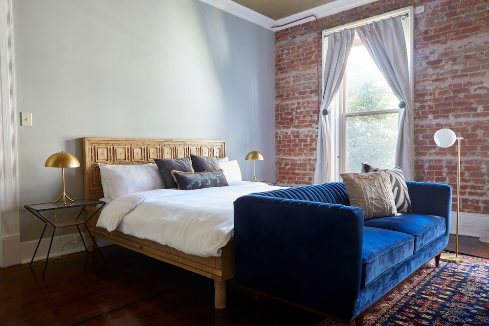 Charming Central Business District Studios by Sonder in New Orleans, United States