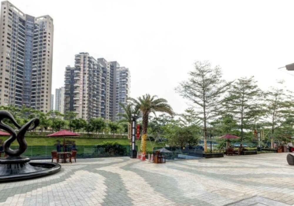 24 Hour Inn in Longgang, People's Republic of China