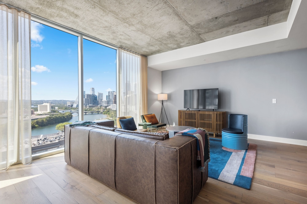 Austin Condo Hotel - photo 500