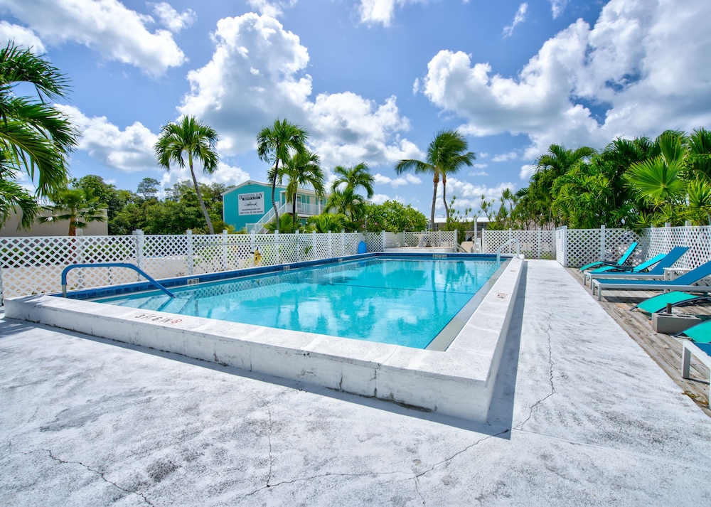 Bonefish Bay Motel - photo 16