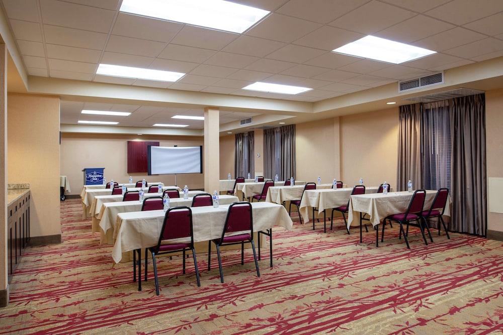 Hampton Inn Albuquerque University Midtown - photo 50