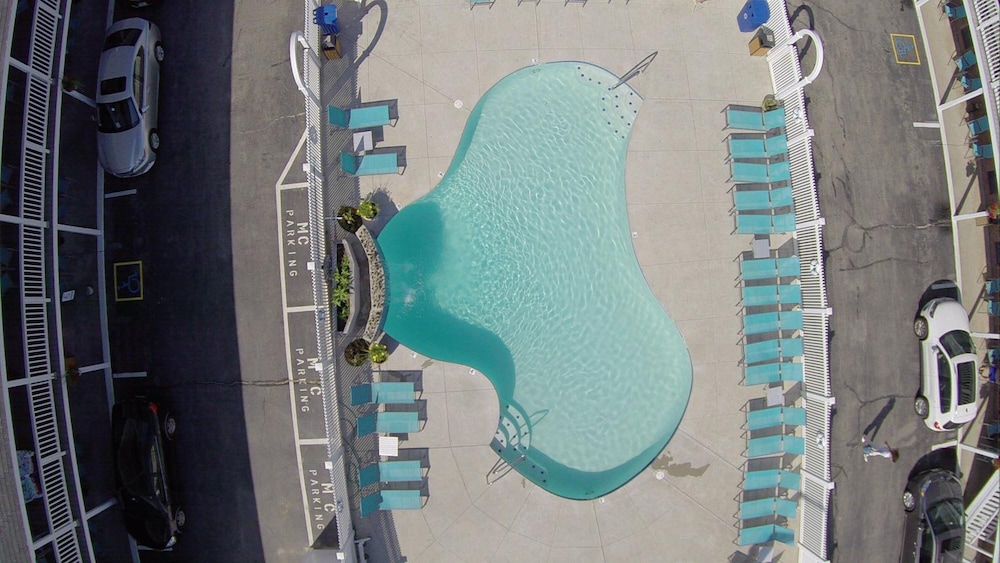 Sands by the Sea Motel - photo 48