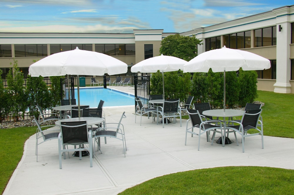Holiday Inn Hazlet by IHG - photo 20