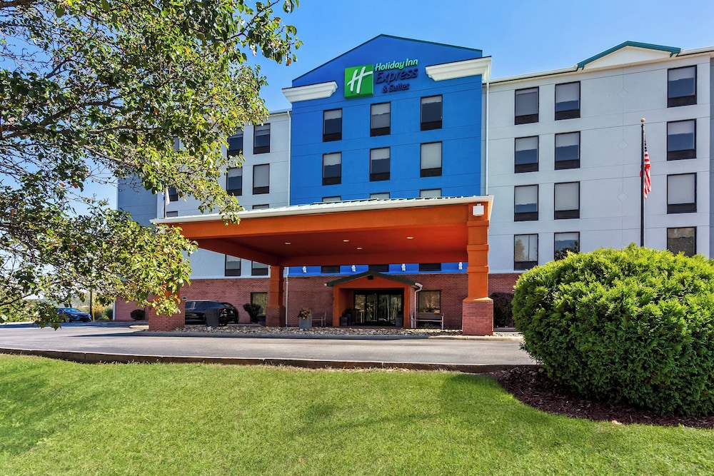 Holiday Inn Express Suites Charleston by IHG - photo 58