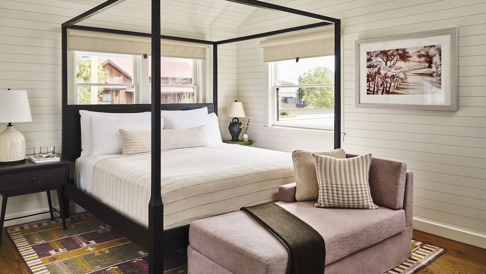 The Inn at Mattei's Tavern Auberge Collection - photo 10
