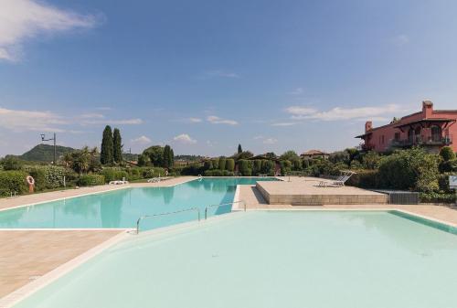Aqua by Garda FeWo — 4-Star Luxury Hotel in Manerba Del Garda, Italy