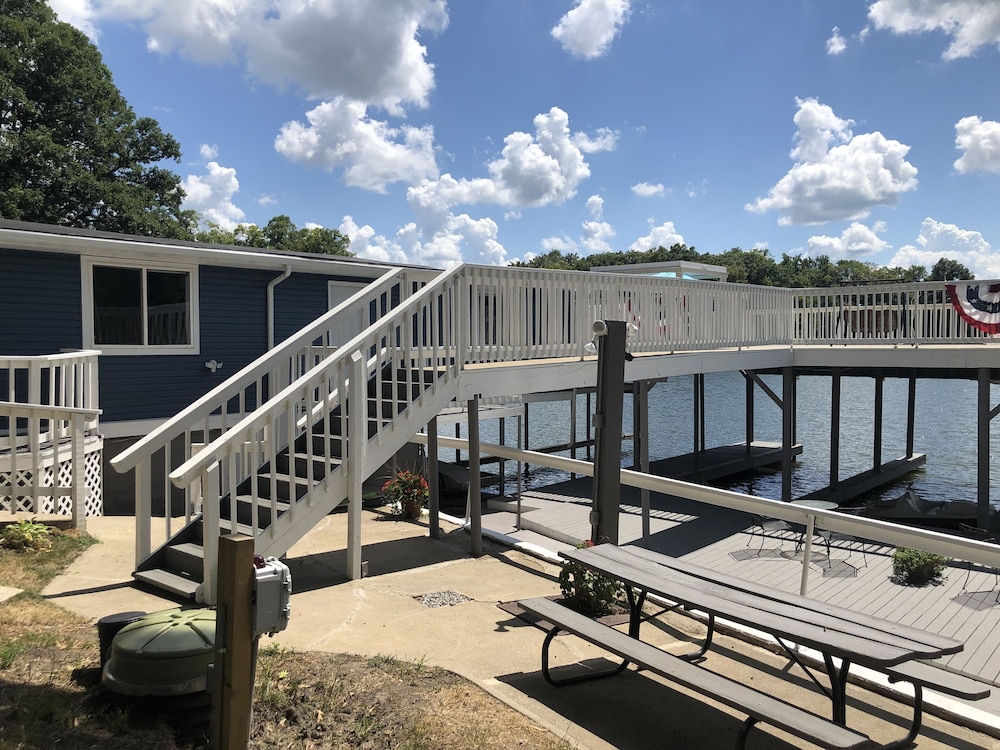 Alexanders Landing - photo 109
