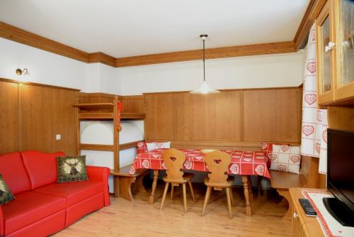 Appartments Pizach — 4-Star Luxury Hotel in San Candido, Italy