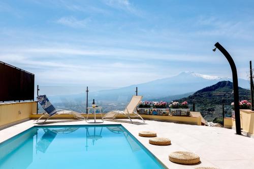 Villa Da Vinci Luxury Panoramic Apartments Taormina rooms collection — 4-Star Luxury Hotel in Taormina, Italy