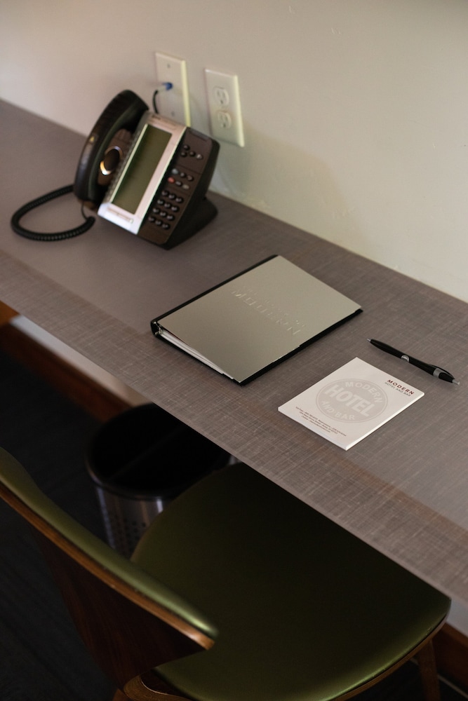 Modern Hotel - photo 42