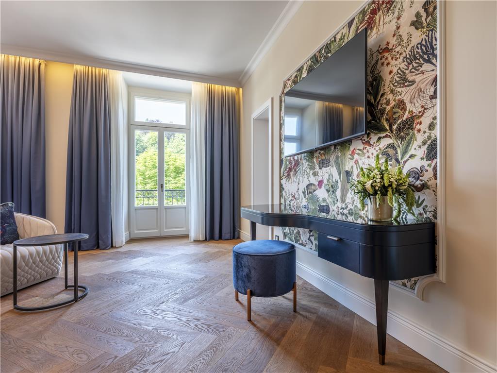 ICONS EHBB rooms Junior Suite Park View