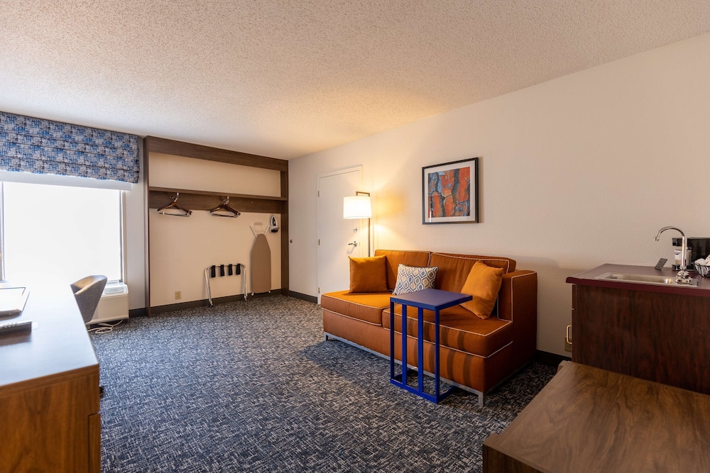 Hampton Inn by Hilton of Kuttawa Eddyville - photo 37