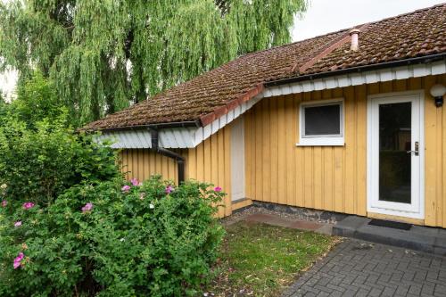 Möwe 35 - carbon neutral hotel in Mirow
