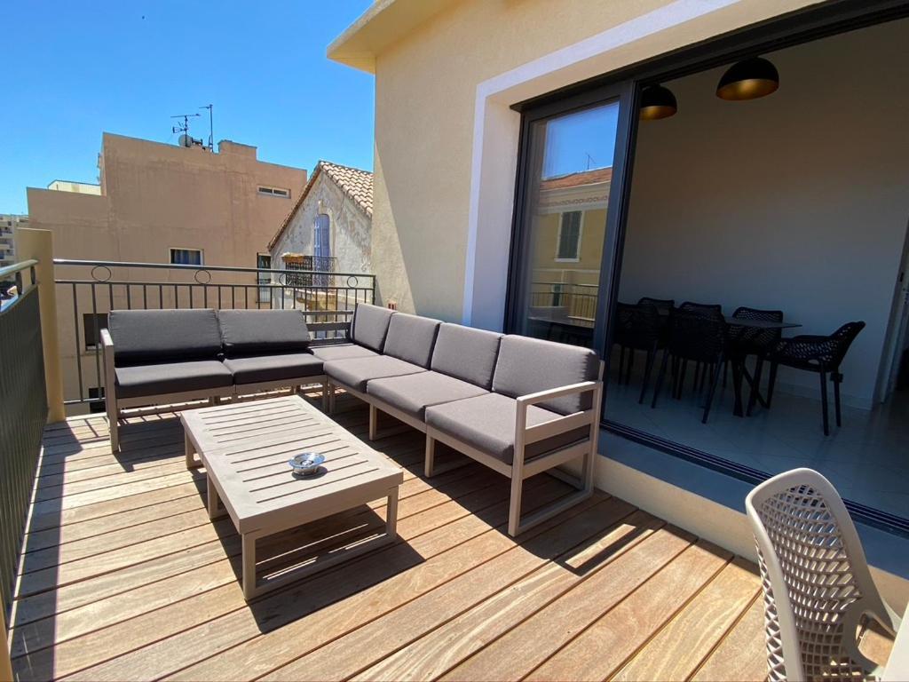 Residence Le Provence — 4-Star Luxury Hotel in Le Lavandou, France