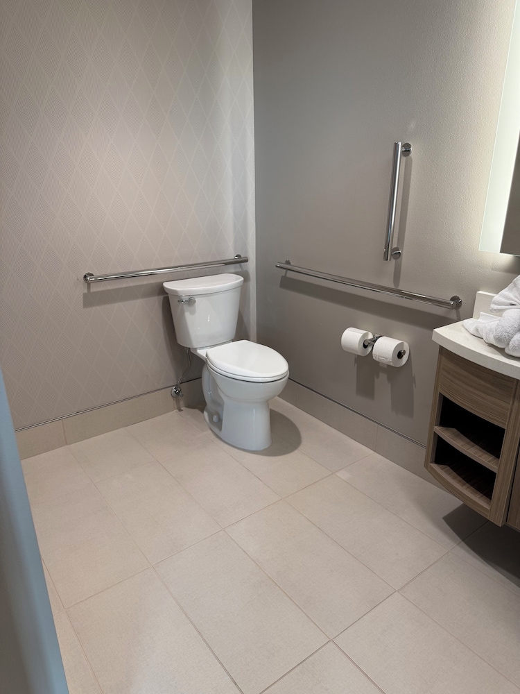 SpringHill Suites by Marriott Fargo - photo 22
