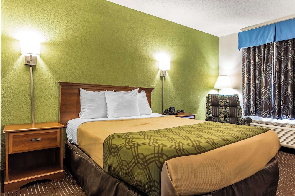 Econo Lodge Elizabeth City - photo 22
