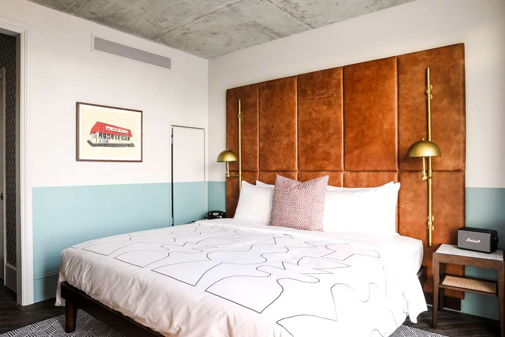 The Hoxton Chicago - photo 16
