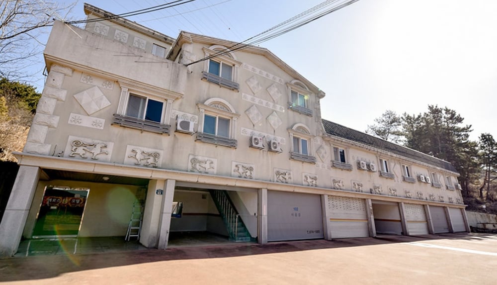 Ssan Motel Gosung — hotel in Goseong