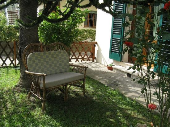 A Casa Nostra — 4-Star Luxury Hotel in Massa, Italy