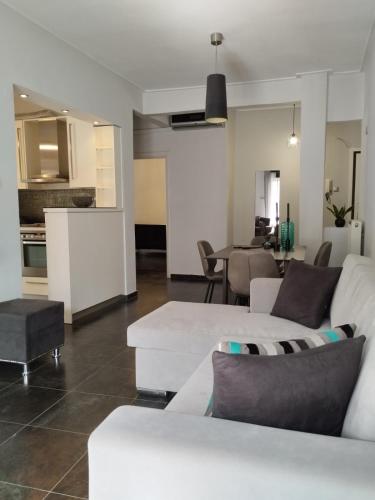 Evas House — 4-Star Luxury Hotel in Thessaloniki, Greece