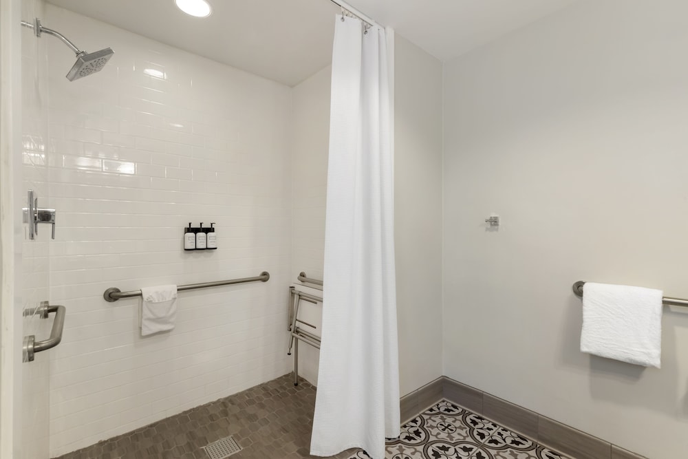 Hotel Gibbs Downtown Riverwalk - photo 24