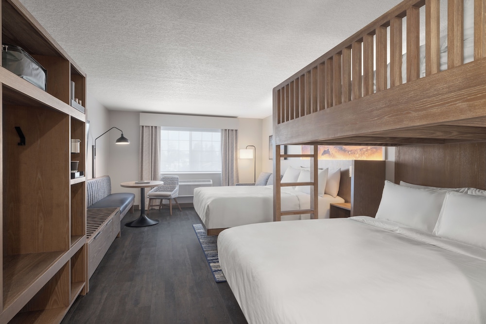 Starlite Yellowstone Tapestry Collection by Hilton - photo 29