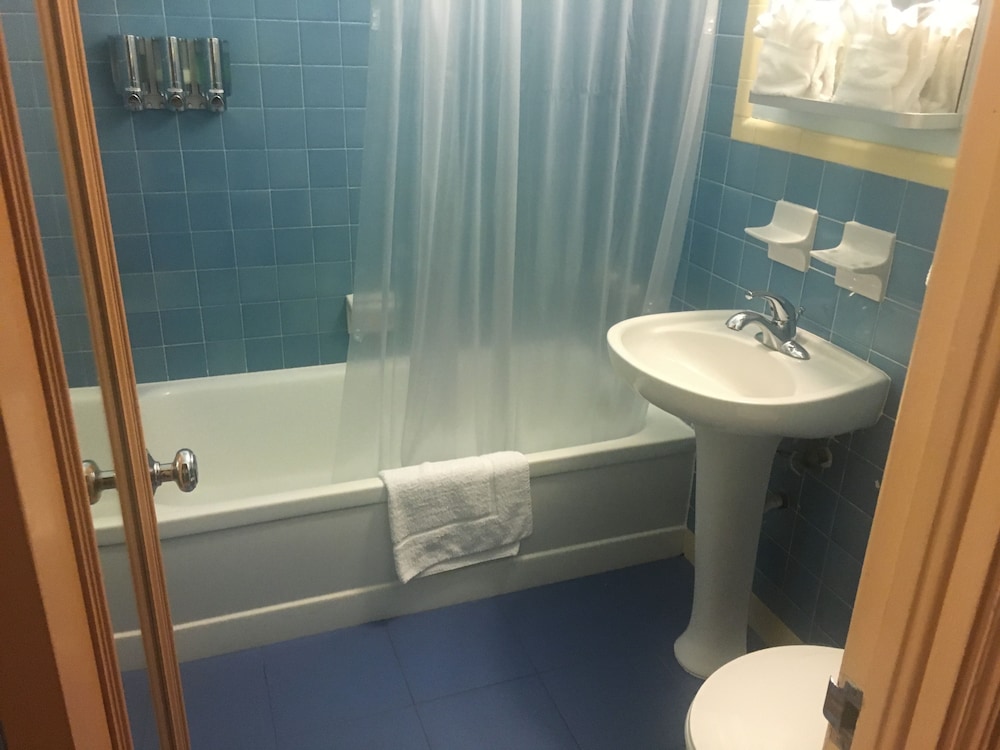Viscay Hotel - photo 17