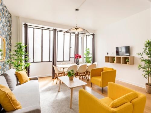 Cosy 2 Bedrooms Apartment Louvre Museum — 4-Star Luxury Hotel in Paris, France