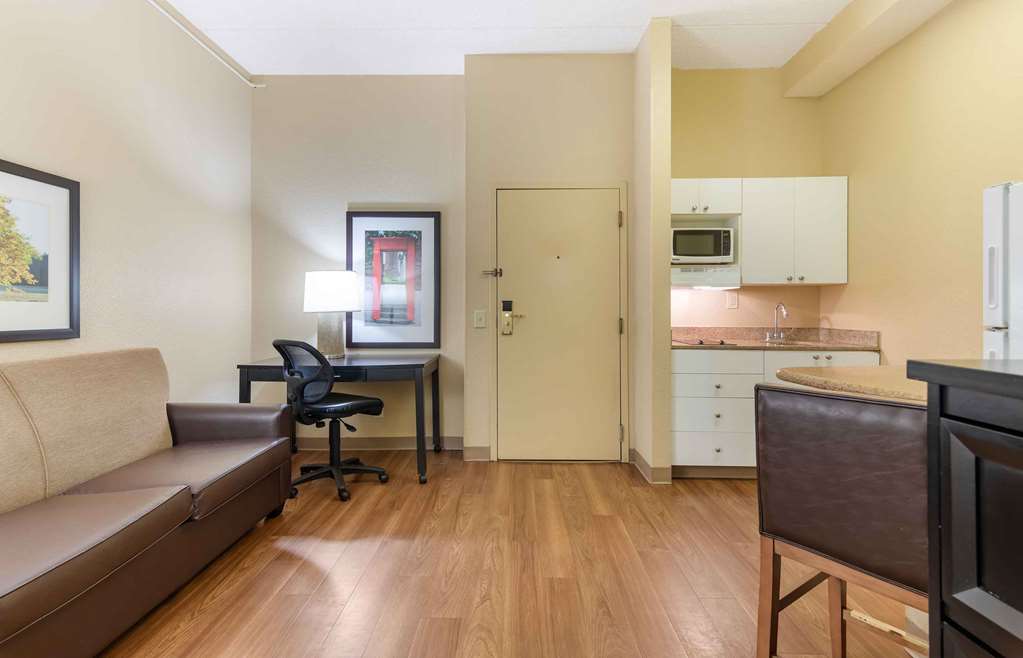 Extended Stay America Suites Atlanta Gwinnett Place - photo 18