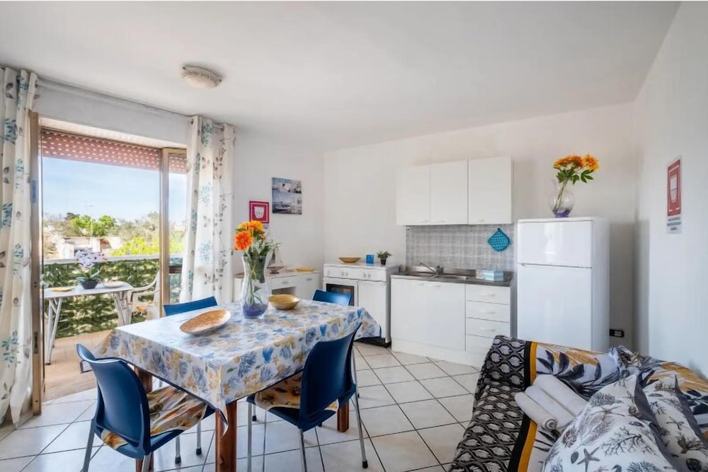 La Casetta Del Pescatore Ac Wifi in Porto Cesareo, Italy