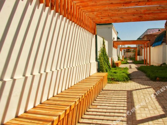 Estudiantes Tecos’s Inn in Tekes, People's Republic of China