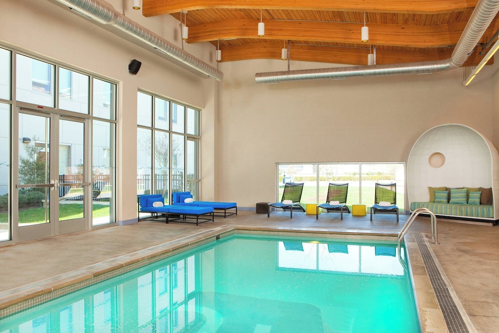 Aloft Chesapeake - photo 17
