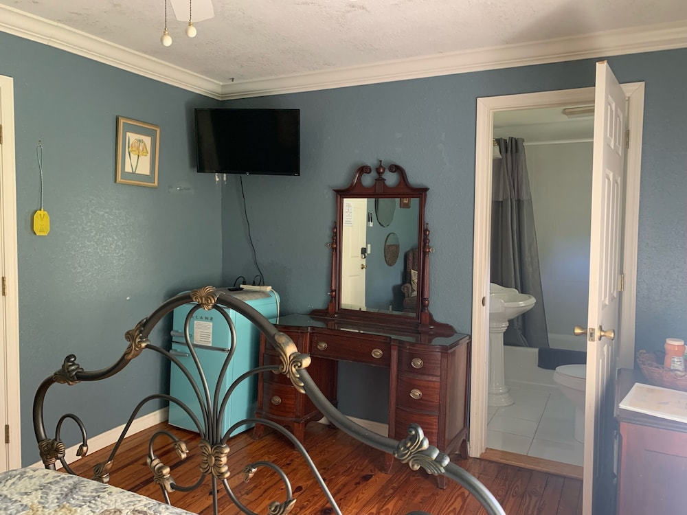 Nature Coast Inn - photo 87