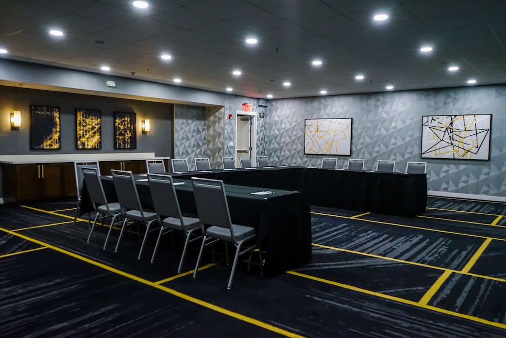 Hampton Inn Deadwood at Tin Lizzie Gaming Resort - photo 76