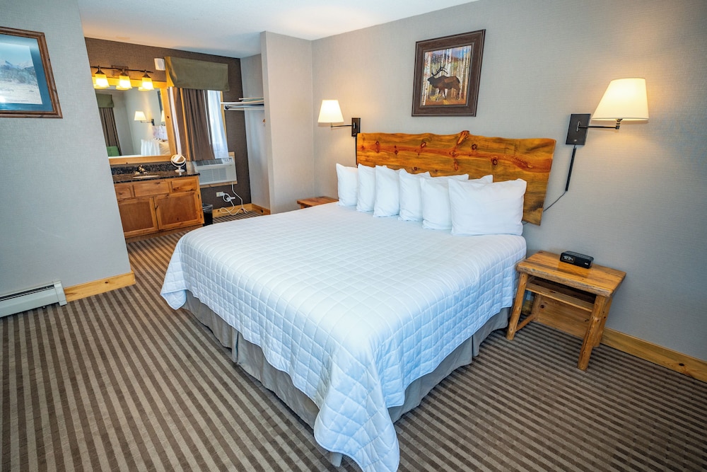 Hotel Estes - photo 29