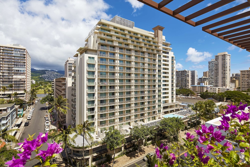 Hilton Garden Inn Waikiki Beach - photo 96