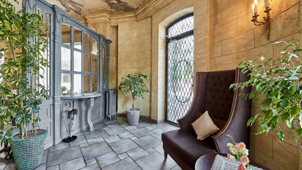 Hotel Pushkin - carbon neutral hotel in Tbilisi